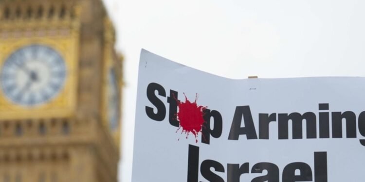 Inggeris tahan 30 izin ekspor senjata ke Israel