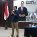 Anies the role model disambut antusias ribuan mahasiswa UNS