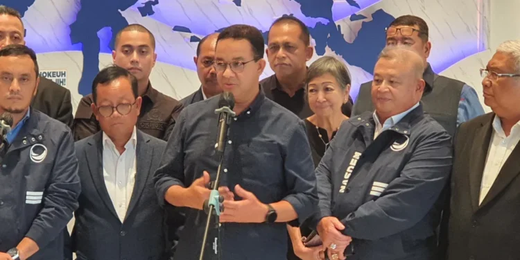 Perlukah Anies Baswedan ikuti jejak NasdeM: dari ormas menjadi parpol?