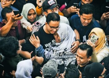 Marah terhadap penjegalan Anies, emak-emak lilitan pilih ‘coblos semua paslon’