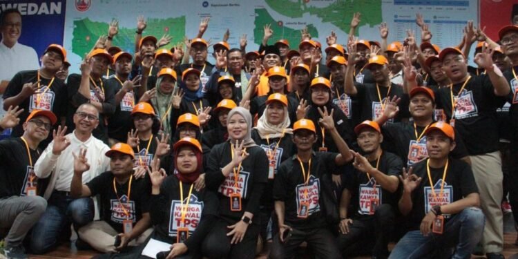 Relawan Anies dukung Pramono-Rano, resmikan markas warga pengawal TPS