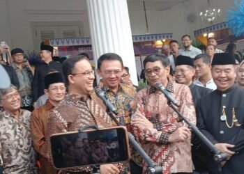 Anies – Ahok kompak, ternyata berdampak buruk pada buzzer Jokowi