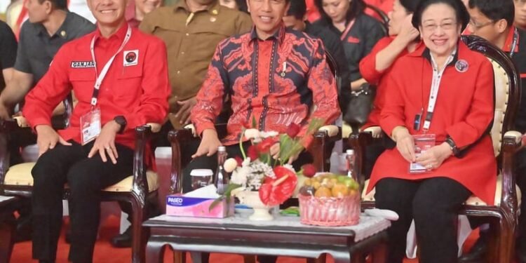 Konflik PDIP vs Jokowi: jangan sampai Anies Baswedan terjebak
