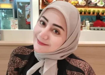 Latifina Baswedan: putri abah yang kebal fitnah, bullying, dan ancaman