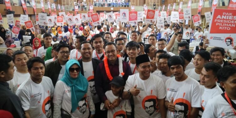 Relawan fokus bangun ormas, hindari konflik PDIP vs Jokowi