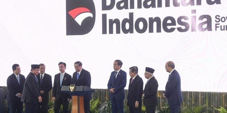 Korupsi dan ‘abuse of power’ parah mengadang Danantara