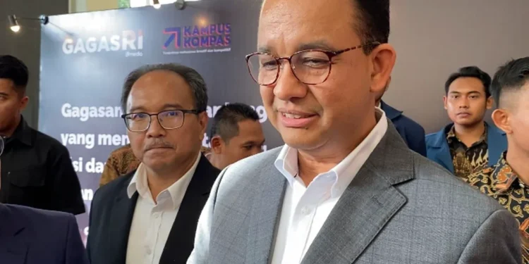 Bacaan Anies membuat teori komunikasi rumit jadi praktis dan relevan