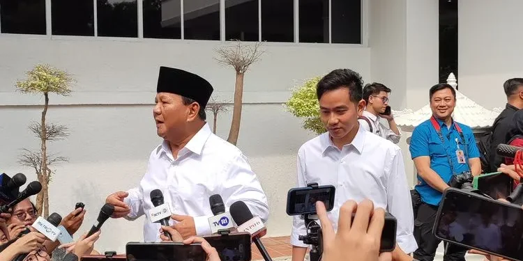 Enam bulan Prabowo-Gibran belum menjanjikan