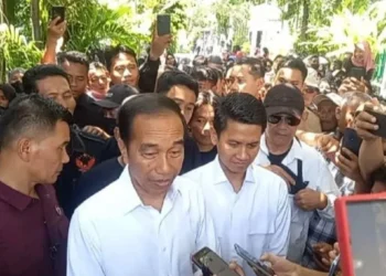 Forum diaspora minta Prabowo desak polisi tunjukkan ijazah asli Jokowi