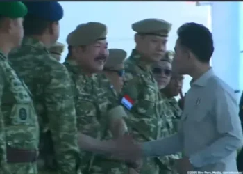 Gibran tak menyalam AHY dan Cak Imin, bentuk pelecehan?