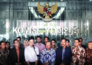 Tom Lembong laporkan dugaan pelanggaran kode etik hakim ke Komisi Yudisial