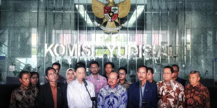 Tom Lembong laporkan dugaan pelanggaran kode etik hakim ke Komisi Yudisial