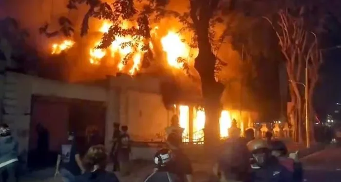 Aksi massa meluas, Prabowo terjebak warisan Jokowi, rakyat mulai melawan