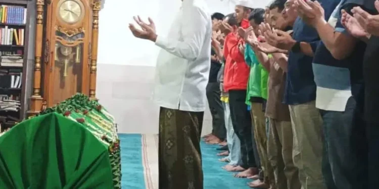 Anies malah dikawal ojol usai melayat Affan Kurniawan