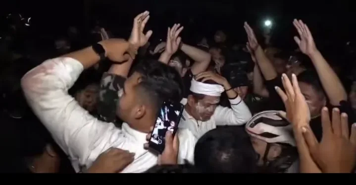 Ditimpuk batu, KDM dinilai lebih pentingkan pembuatan konten