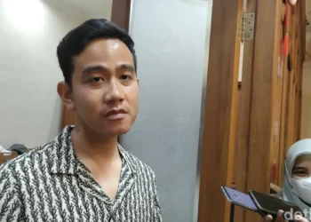 Kinerja buruk, pemerintah didorong tetapkan syarat S-1 minimal bagi capres hingga caleg