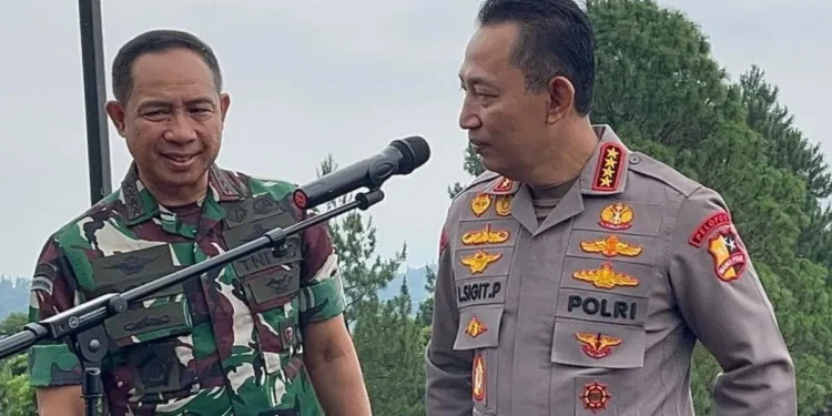 Mengapa tuntutan kapolri mundur hilang dalam petisi mahasiswa 17+8?