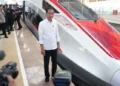 Menkeu tolak bayar utang Whoosh , Jokowi harus tanggung jawab