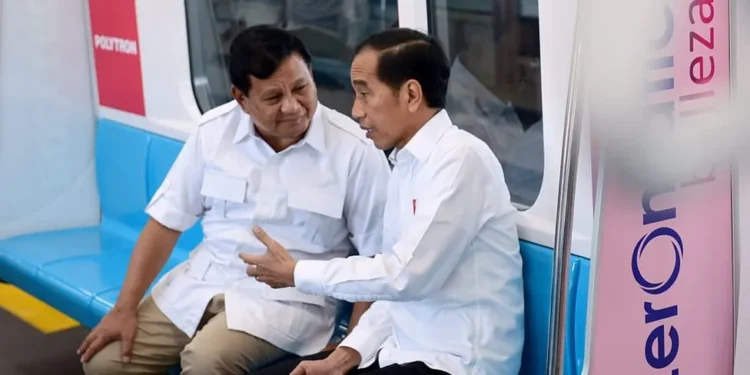Pertemuan dengan Prabowo, tunjukkan Jokowi panik akan masa depannya