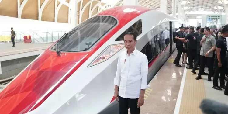 Siaga 98: proyek kereta cepat whoosh harus diaudit ulang