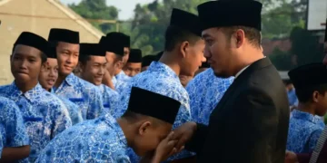 Sosiolog: bukan feodal, inilah budaya pesantren