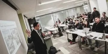 Anies Baswedan bertemu mahasiswi berprestasi dari Maluku dan Sulawesi di Belanda