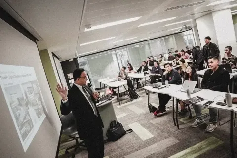 Anies Baswedan bertemu mahasiswi berprestasi dari Maluku dan Sulawesi di Belanda