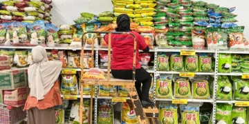 Perbaikan sektor riel agar ekonomi rakyat tumbuh dan berkembang