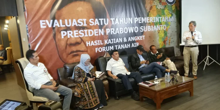 Rapor pemerintahan Prabowo masih merah, FTA: masih dibayangi rezim Jokowi